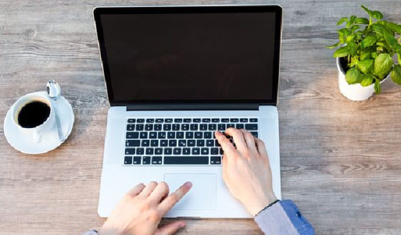 Tips on Giving Up Your 9-to-5 to Start a Passion Project